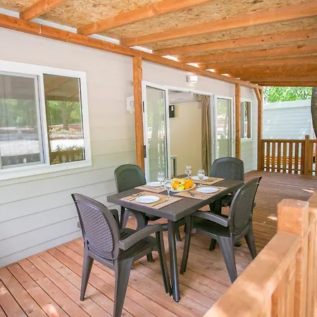 Vakantiehuis Mobile Homes Premium Magnolia Bijela Uvala *